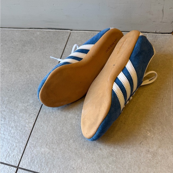 Adidas Tokyo Sneakers Blue and White - Picture 4 of 4